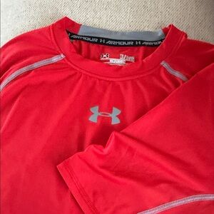 Under Armour Men's Vibrant Red Tee